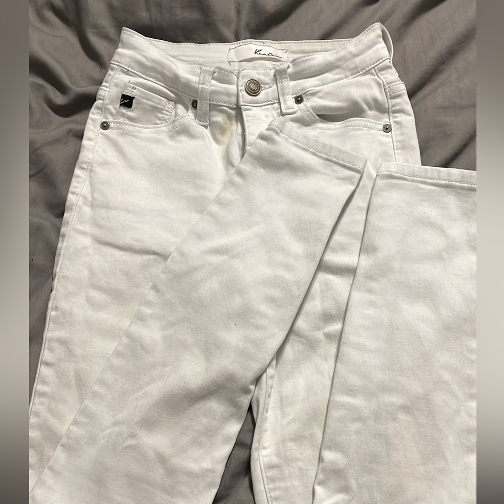 white kancan skinny jeans